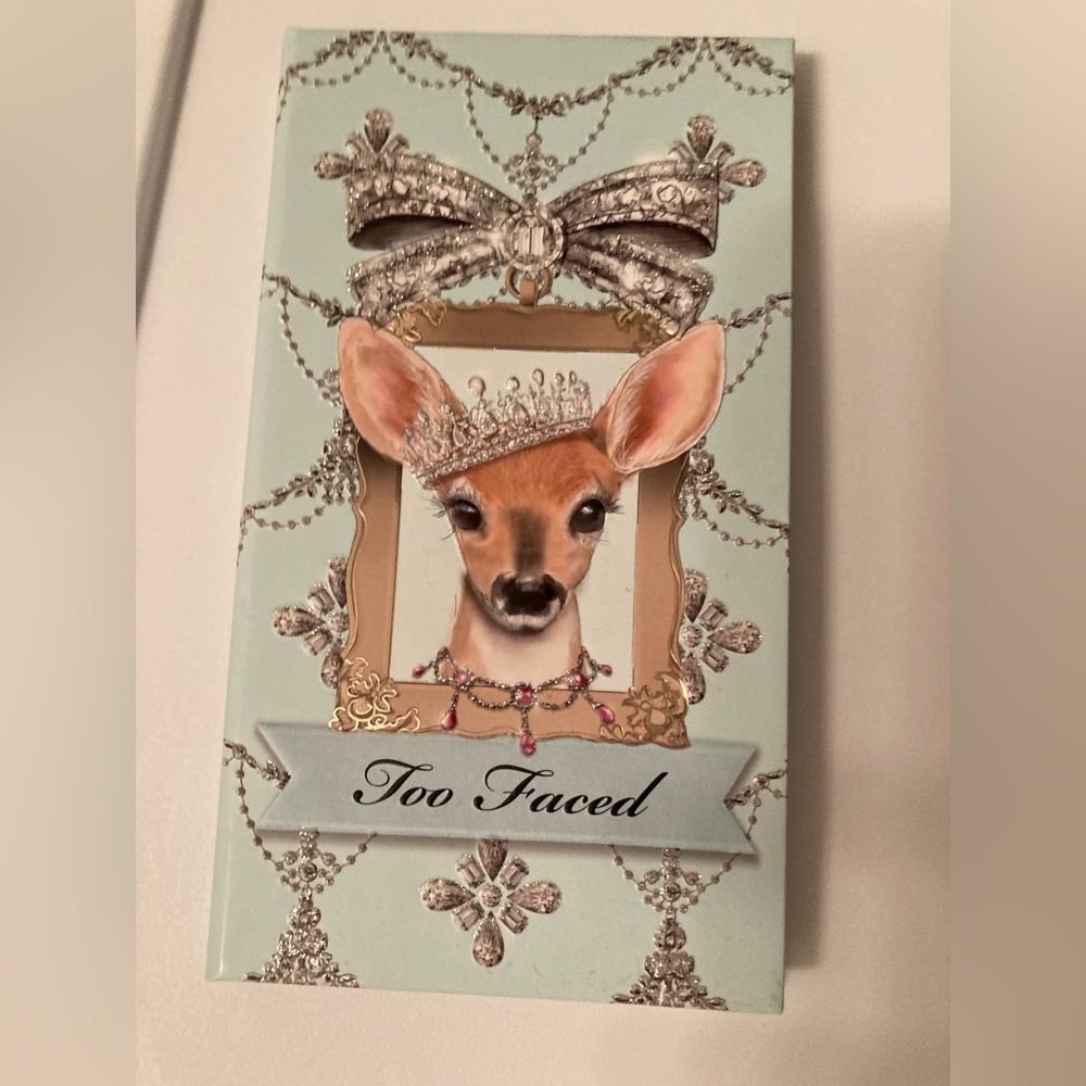 Too Faced Holiday 2020 Deer Eye and Face Palette